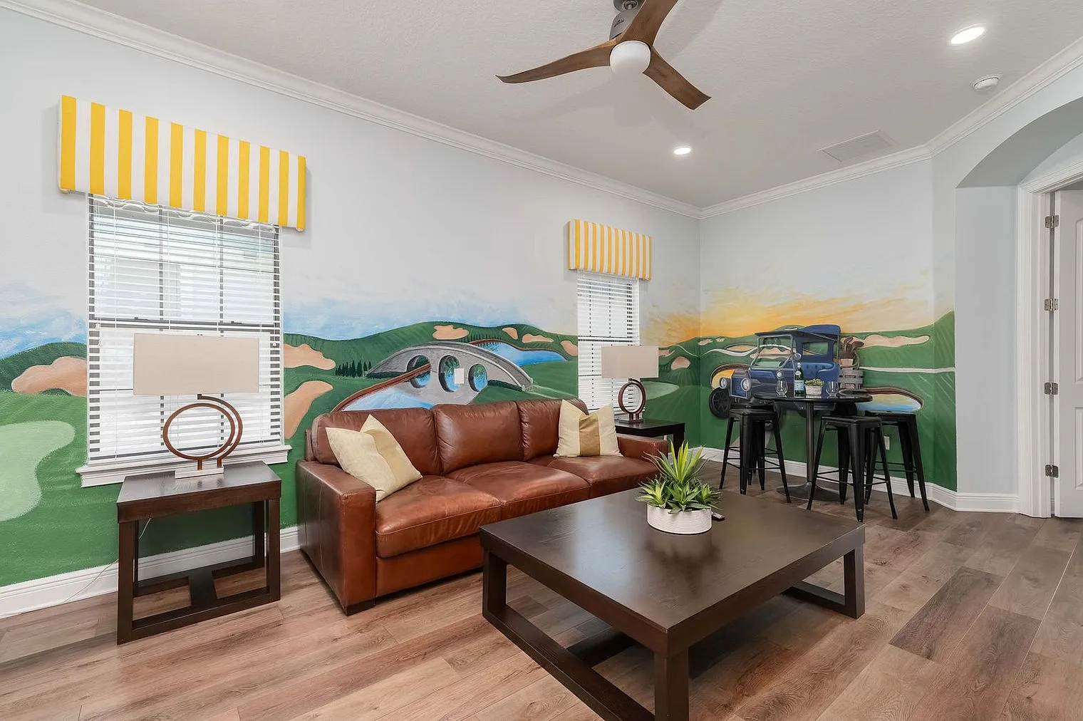 5 bed, 5.0 bath, 3196 sqft, $9,177 — Photo 1