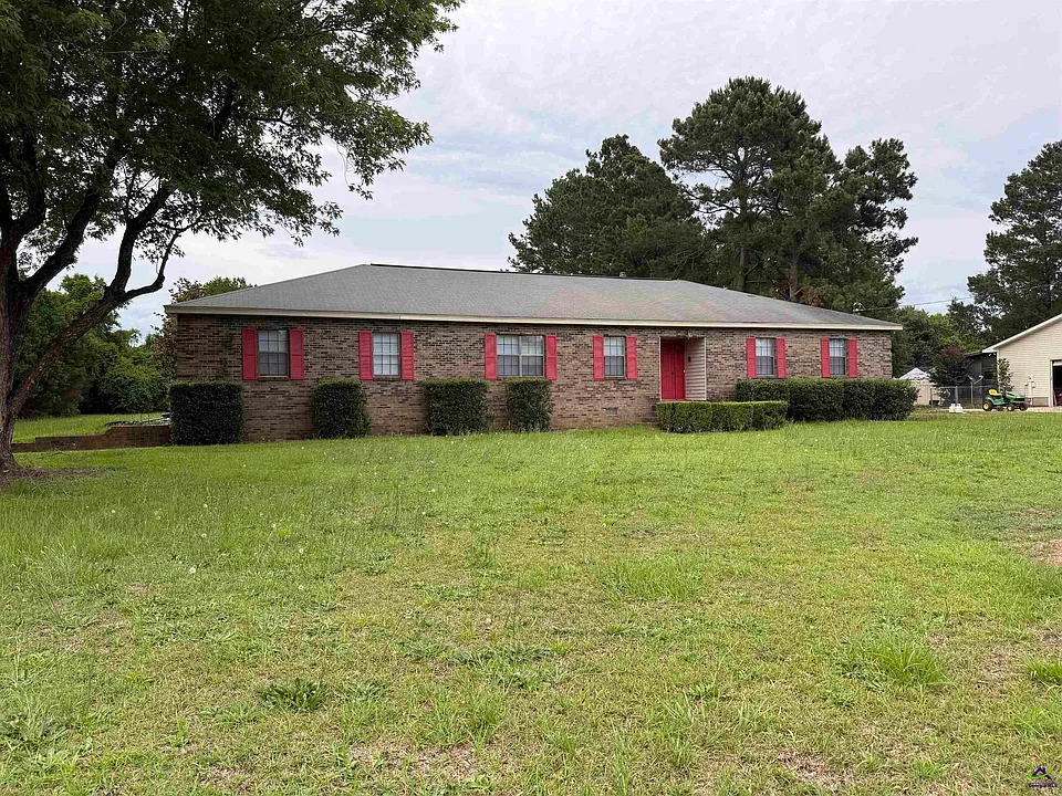 118 S Springs Dr