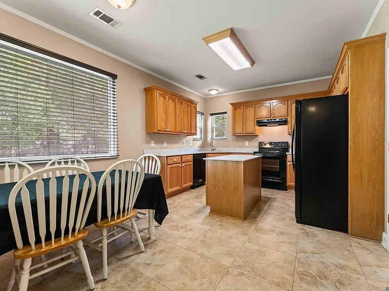 18606 Perkins Oak Rd — Photo 6