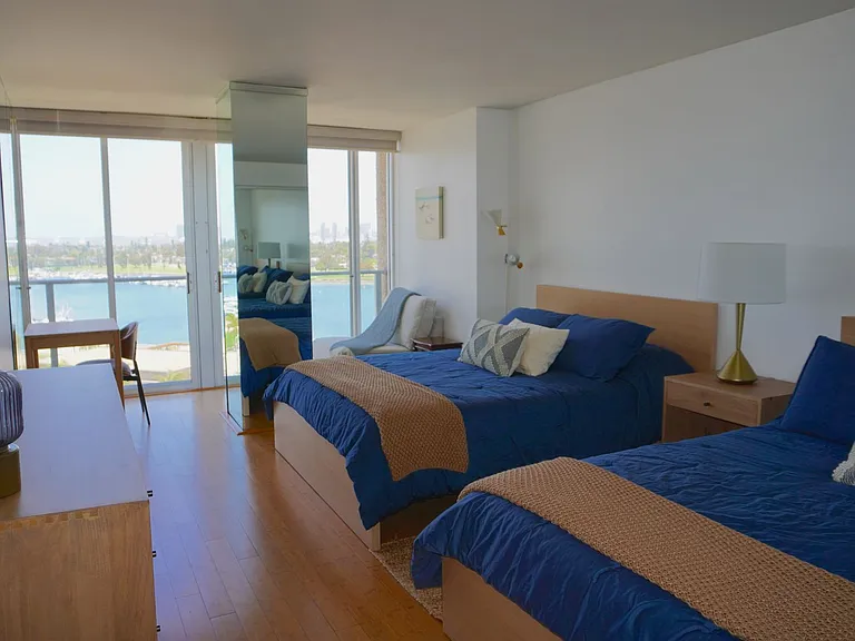 1820 Avenida Del Mundo #808 — Photo 14