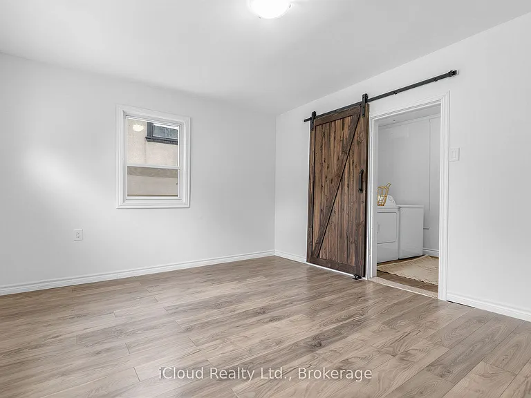 1303 Woodbine Ave — Photo 26