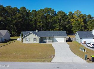 120 Byrum Run, Hubert, NC 28539