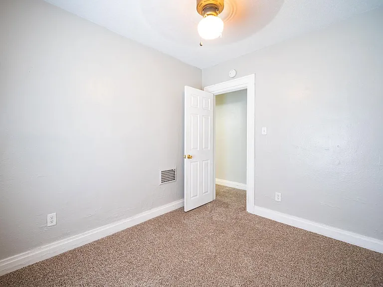 1431 N 6th St — Photo 5