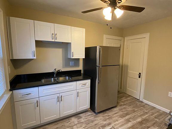 2nd image of 3110 Meadowbrook Blvd #2