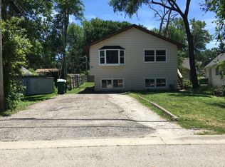 27 S Channel Dr, Round Lake Beach, IL 60073