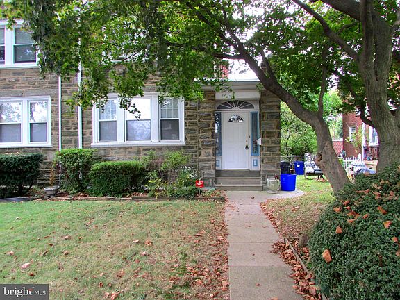 2nd image of 714 Longshore Ave