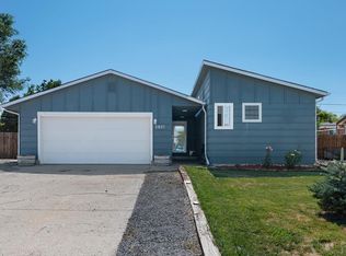 2521 Taylor Ln, Pueblo, CO 81005