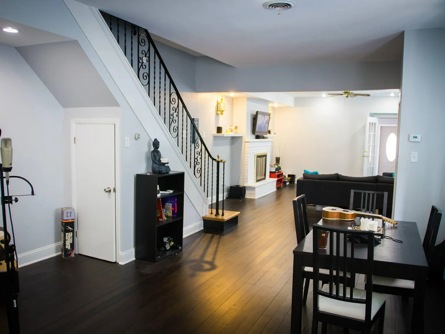 5 bed, 2800 sqft, $800 — Photo 1