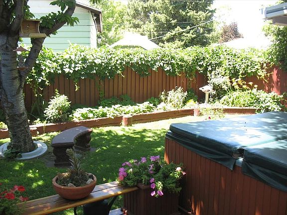 2nd image of 1226 S Glendale Dr