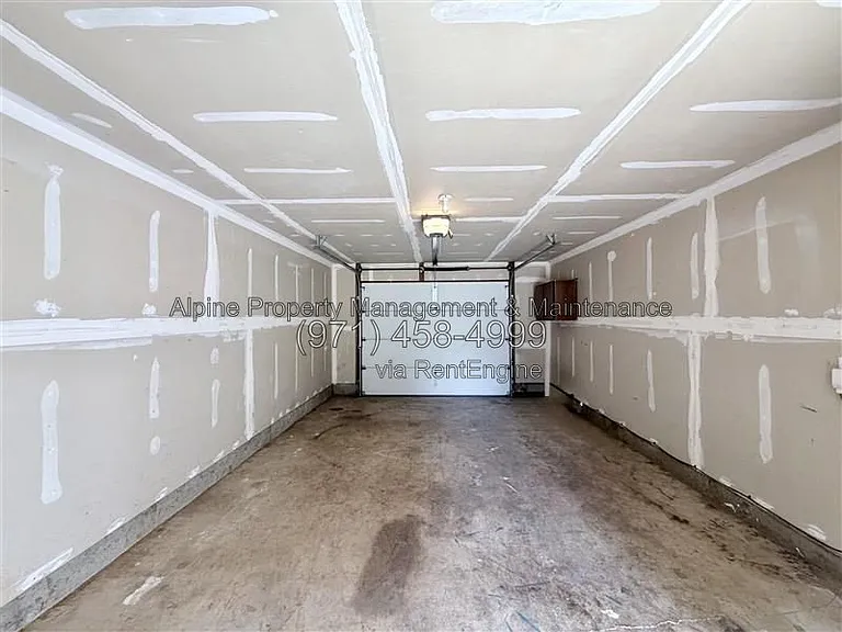 5238 NE 14th Pl — Photo 30