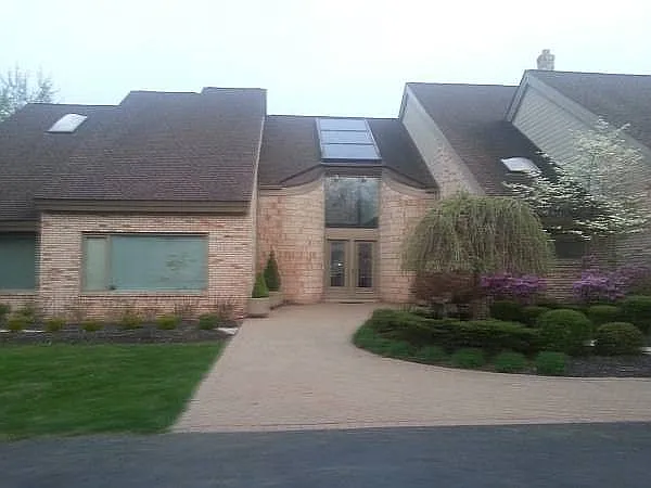1233 Water Cliff Dr photo 1