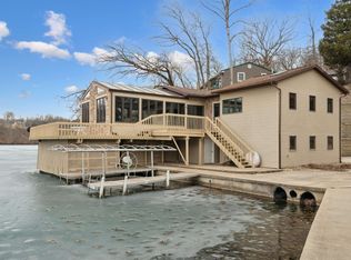 22840 262nd St, Delhi, IA 52223