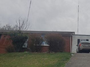 4222 S Wahli Dr, Knoxville, TN 37918