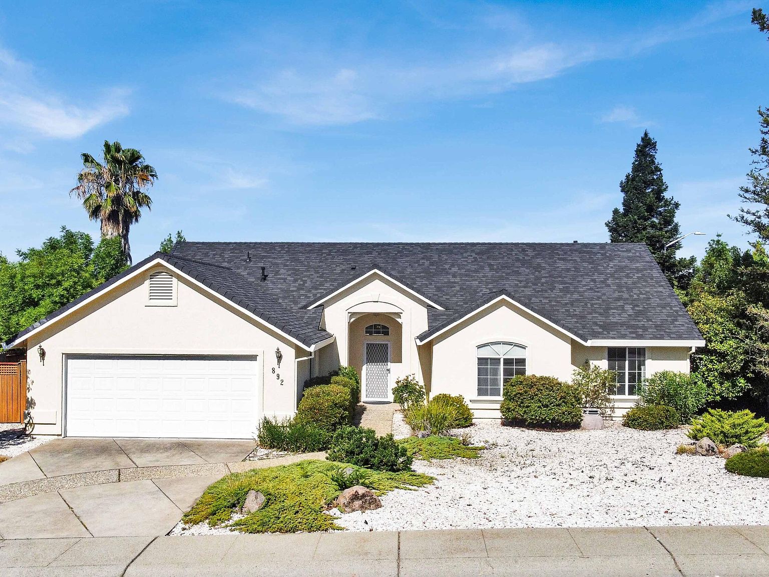 892 Paramount Way, Redding, CA 96003 Zillow