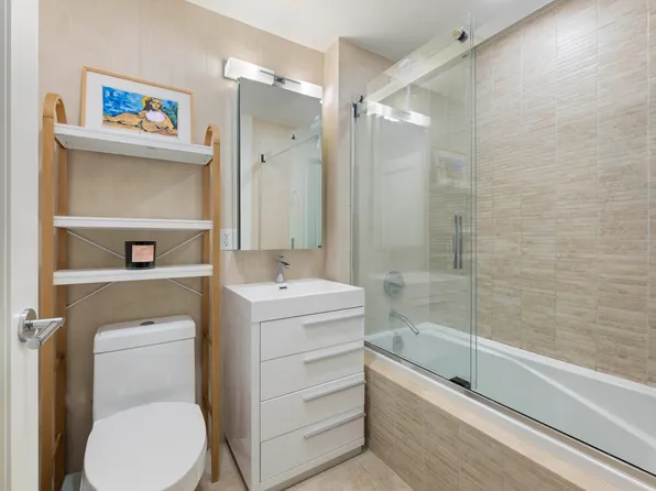 343 4th Avenue image 9 of 16