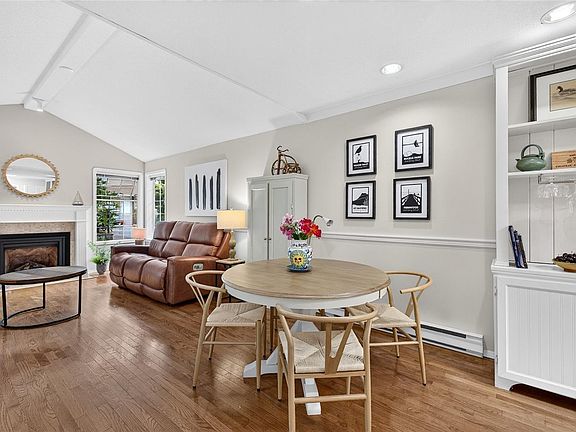 4th image of 124 Valhalla Rd #8