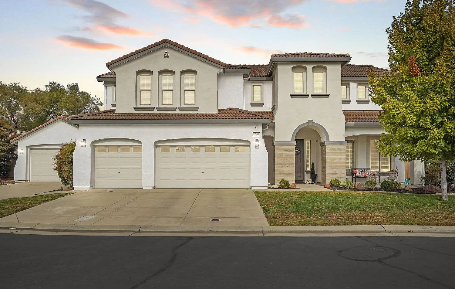 1501 Rainbow Trout St photo 1