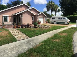 12512 Teakwood Ct, Wellington, FL 33414