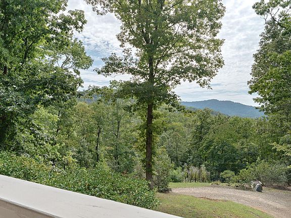 4th image of 359 Matlock Hills Rd