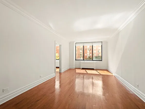 380 Rector Pl APT 3F, New York, NY 10280