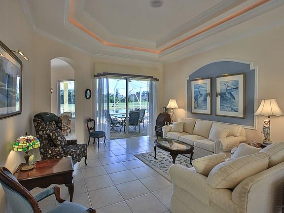 3rd image of 44 Saint Andrews Ct