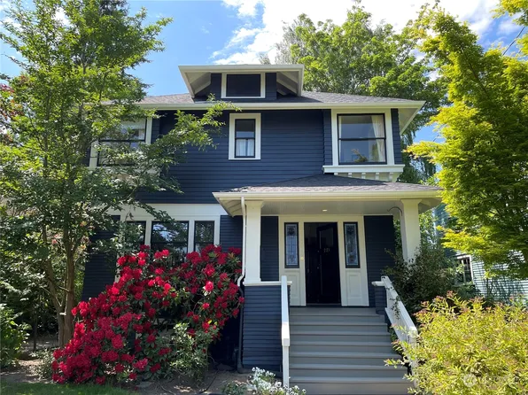 1819 Warren Avenue N, Seattle, WA 98109
