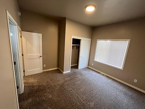 5th image of 234 S Cambrian Ave