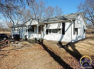 4308 NE Indian Creek Rd, Topeka, KS 66617