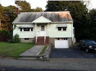 58 Leonard St, Dedham, MA 02026