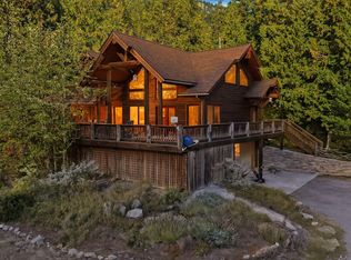 700 Sunset View Ln, Hope, ID 83836