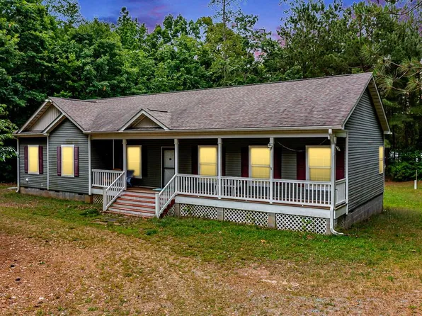 670 Southgate Dr, Heathsville, VA 22473