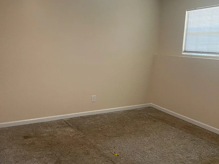 380 Sollers Wharf Rd — Photo 16