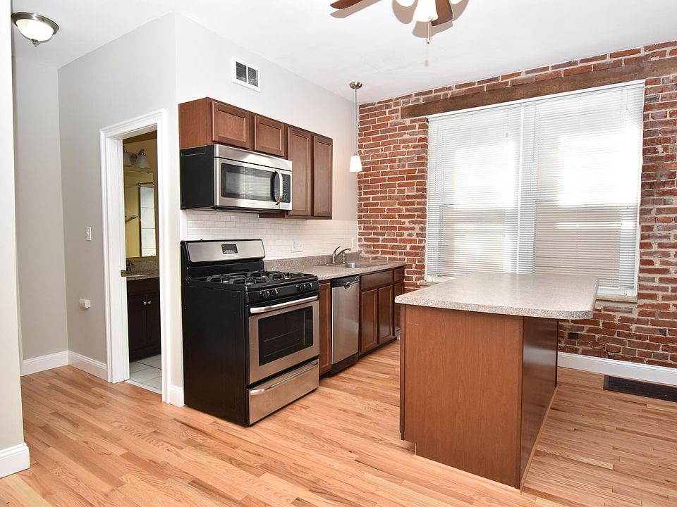 1st image of 4268 Wyoming St Floor 1
