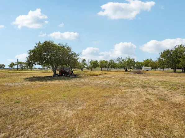 Wharton Rd, Kerrville, TX 78028