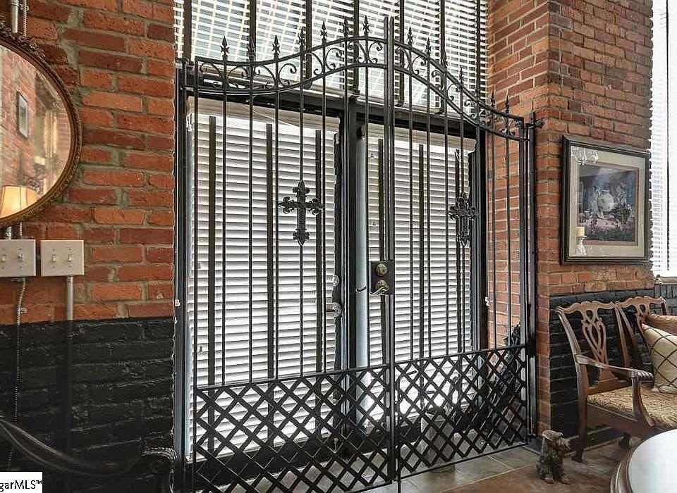 1st image of 300 South St #124