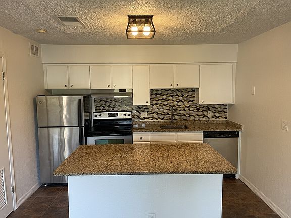 2nd image of 10200 Gandy Blvd N APT 1026