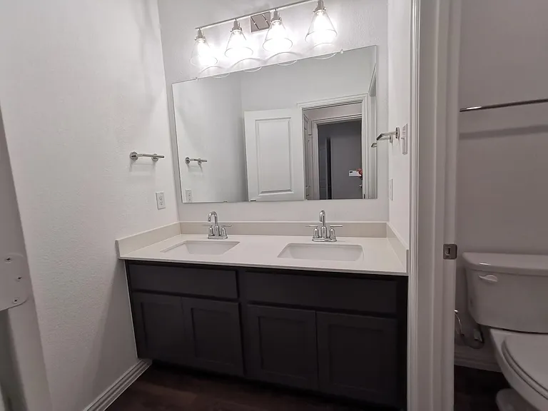 2405 Lovegrass Ln — Photo 20