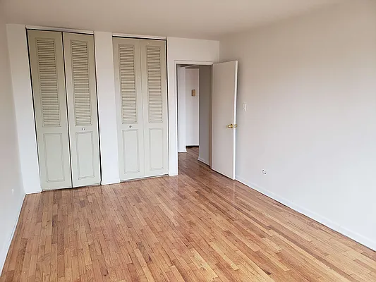 Rented by Mahzari Realty Inc | media 18