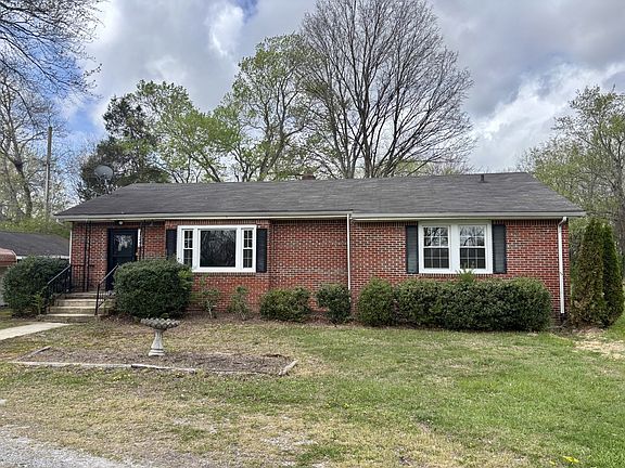 3rd image of 125 Carter Blake Rd