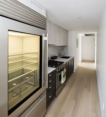 Rented by Bold New York | media 54