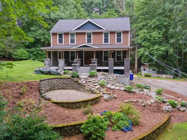 54 Golden Meadow Road, Hampstead, NH 03841