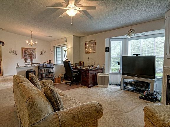 3rd image of 4132 Breezewood Dr APT 202