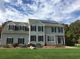 381 Adamsville Rd, Westport, MA 02790