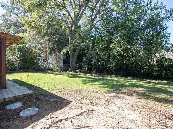 2nd image of 1136 Carissa Dr