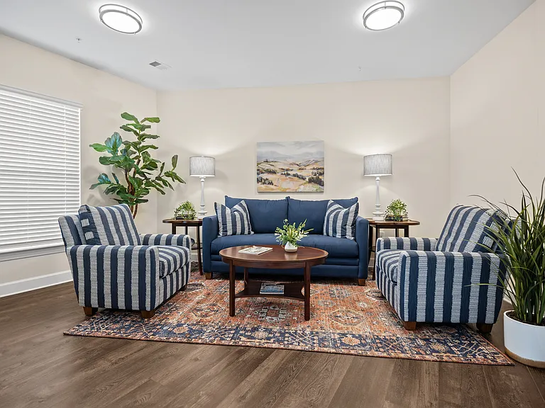 Oak Forest Pointe — Photo 18