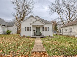 211 N Moffet Ave, Joplin, MO 64801
