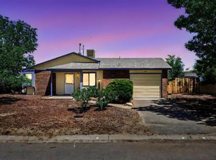 512 Apache Loop SW, Rio Rancho, NM 87124