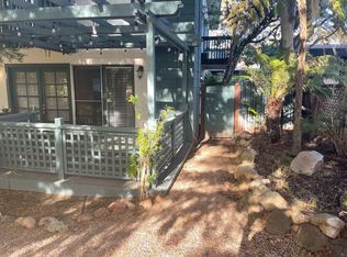 812 Sunset Dr #2, Pacific Grove, CA 93950