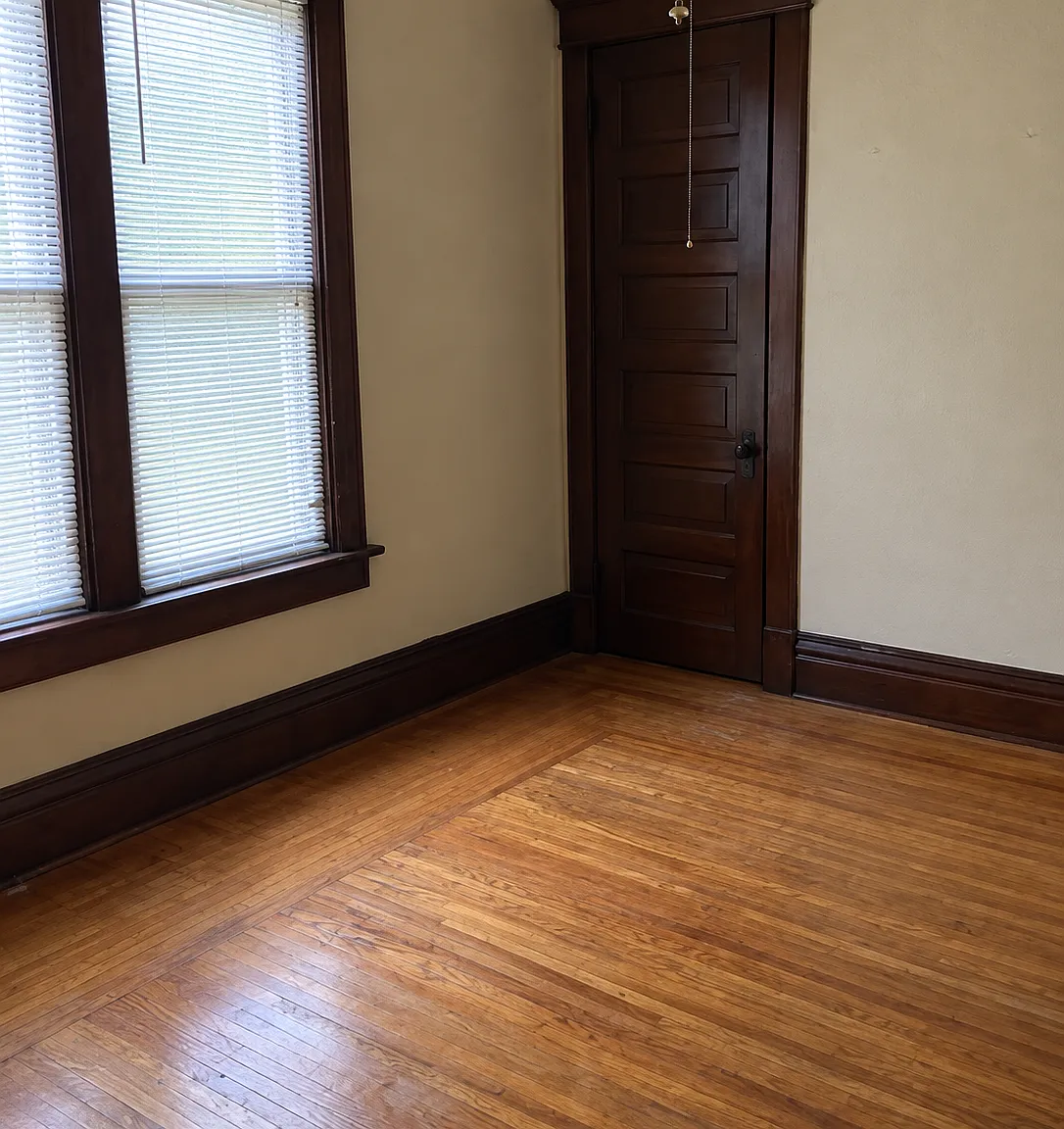 1406 W. 3rd St - 1406 — Photo 2