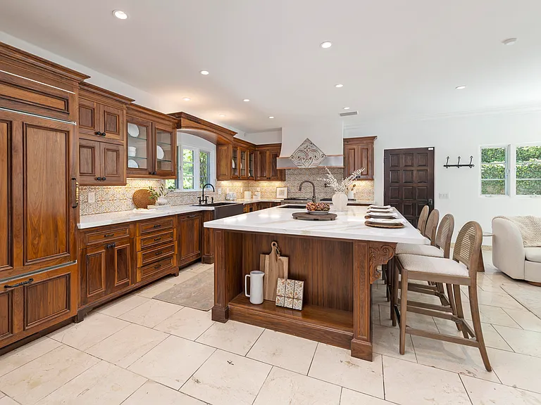 1493 Sycamore Canyon Rd — Photo 13